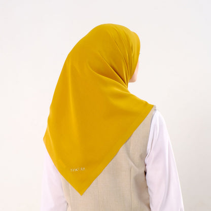 Shafira Marcella Plain Scarf | Hijab | Kerudung | Jilbab Segiempat