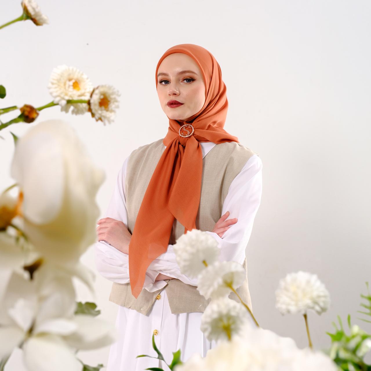 Shafira Marcella Plain Scarf | Hijab | Kerudung | Jilbab Segiempat