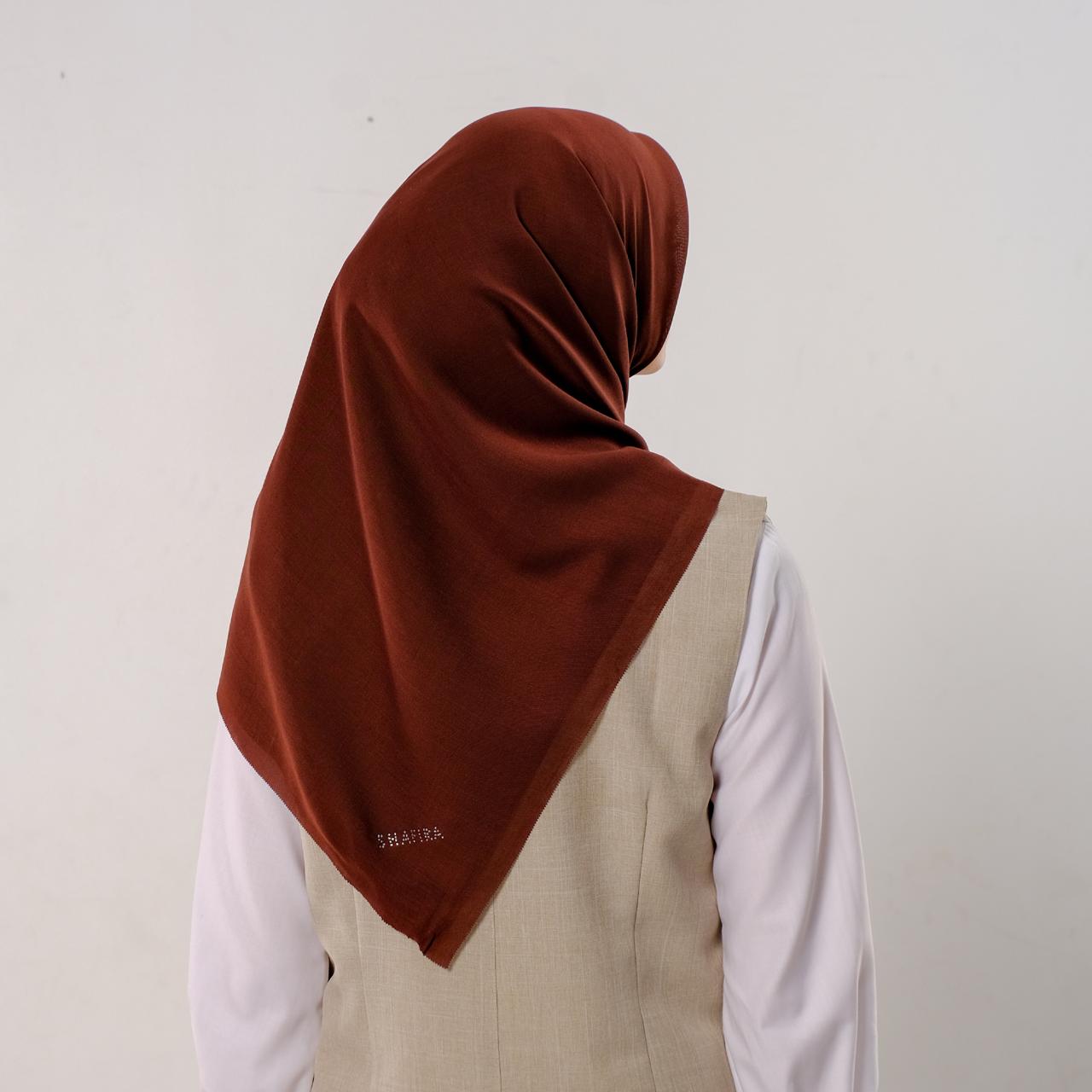 Shafira Marcella Plain Scarf | Hijab | Kerudung | Jilbab Segiempat