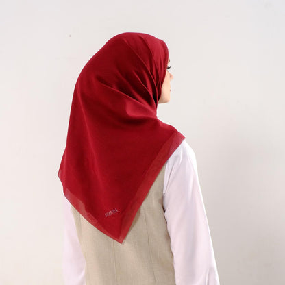 Shafira Marcella Plain Scarf | Hijab | Kerudung | Jilbab Segiempat