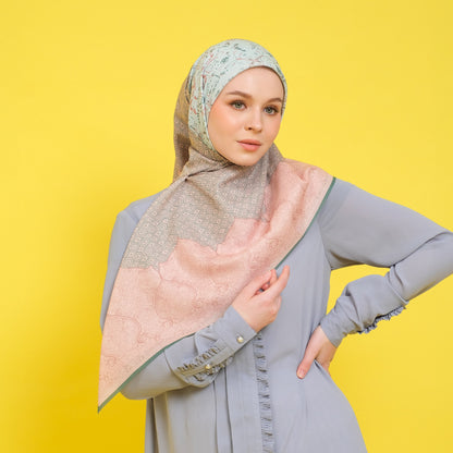 Rachida Printed Scarf | Hijab Segi Empat Motif