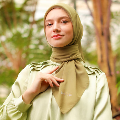 Shafira Erisa Plain Scarf | Hijab Segi Empat Polos | Jilbab Ultravoal