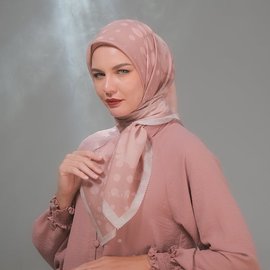 Shafira Laura Printed Scarf | Hijab Kerudung Segi Empat Motif