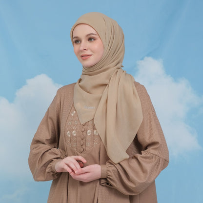 Shafira Valeria Plain Scarf | Hijab | Kerudung | Jilbab Segiempat