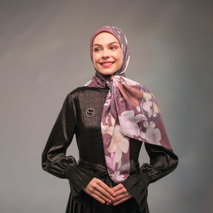 Shafira Izara Printed Scarf | Hijab Segi Empat Motif