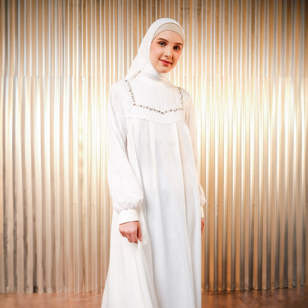 Shafira Quintana Dress Broken White | Gamis Panjang Wanita Muslim Wanita