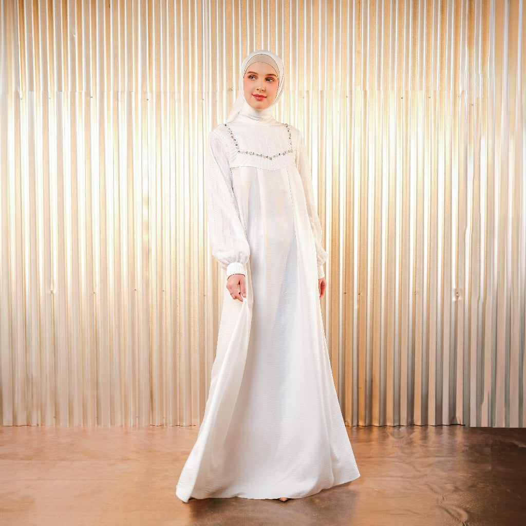 Shafira Quintana Dress Broken White | Gamis Panjang Wanita Muslim Wanita