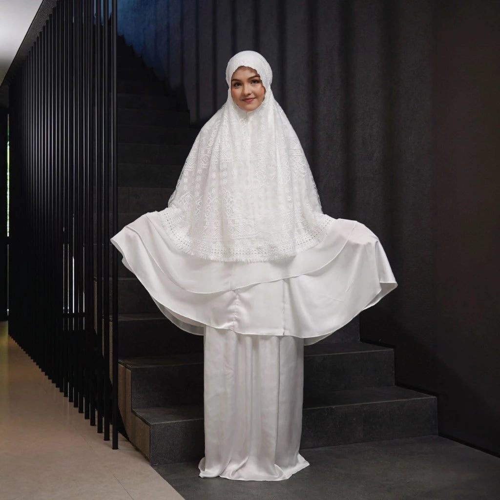 Amirah Prayer Set White | Mukena Exclusive Set Dewasa