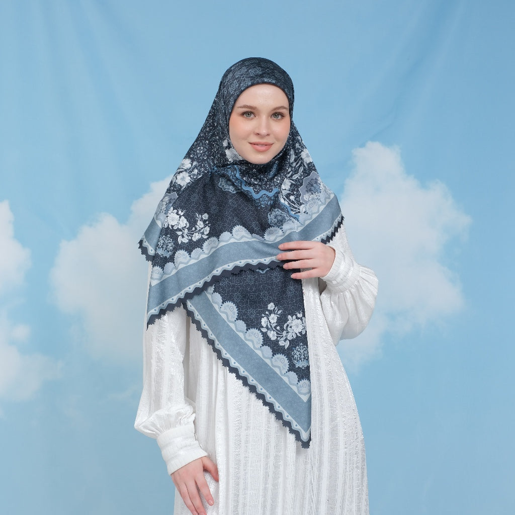 Arabella Printed Scarf | Hijab Kerudung Segi Empat Motif