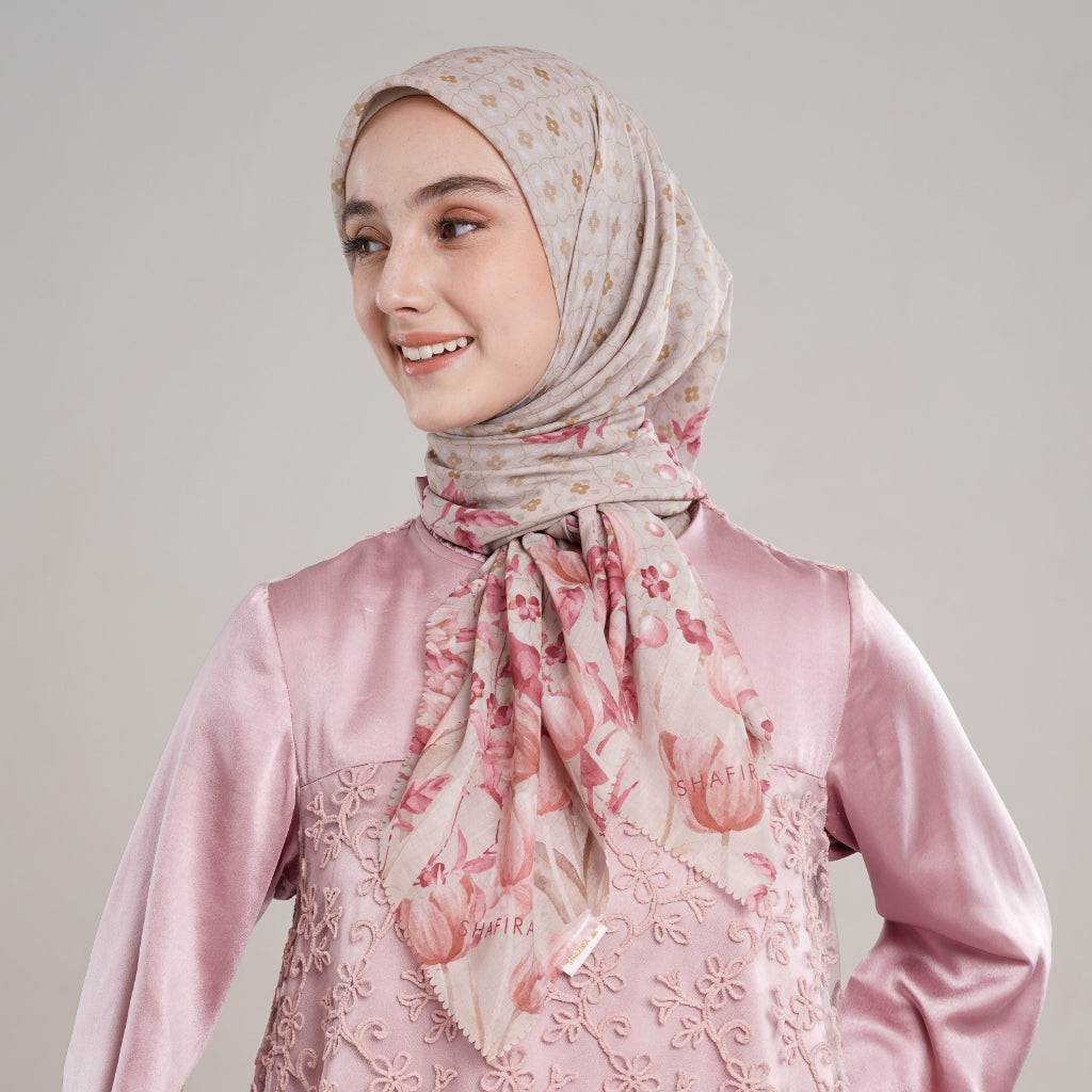 Shafira MIkayla Printed Scarf Ultra Voal | Hijab Segi Empat | Kerudung Motif