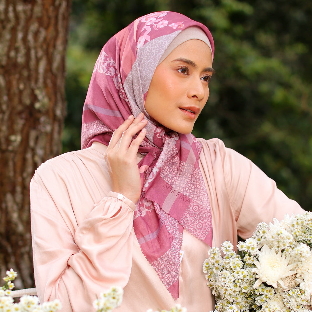 Shafira Everly Scarf Printed | Hijab Kerudung Segi Empat Motif