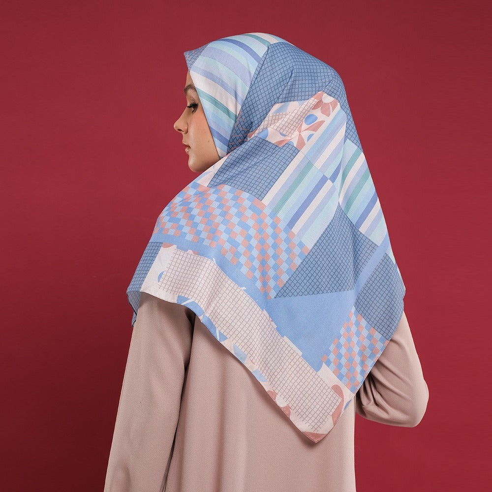 Shafira Maeve Printed Scarf Ultra Voal | Hijab Segi Empat | Kerudung Motif