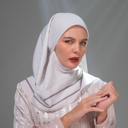 Shafira Corvina Printed Scarf | Hijab Kerudung Segi Empat Motif