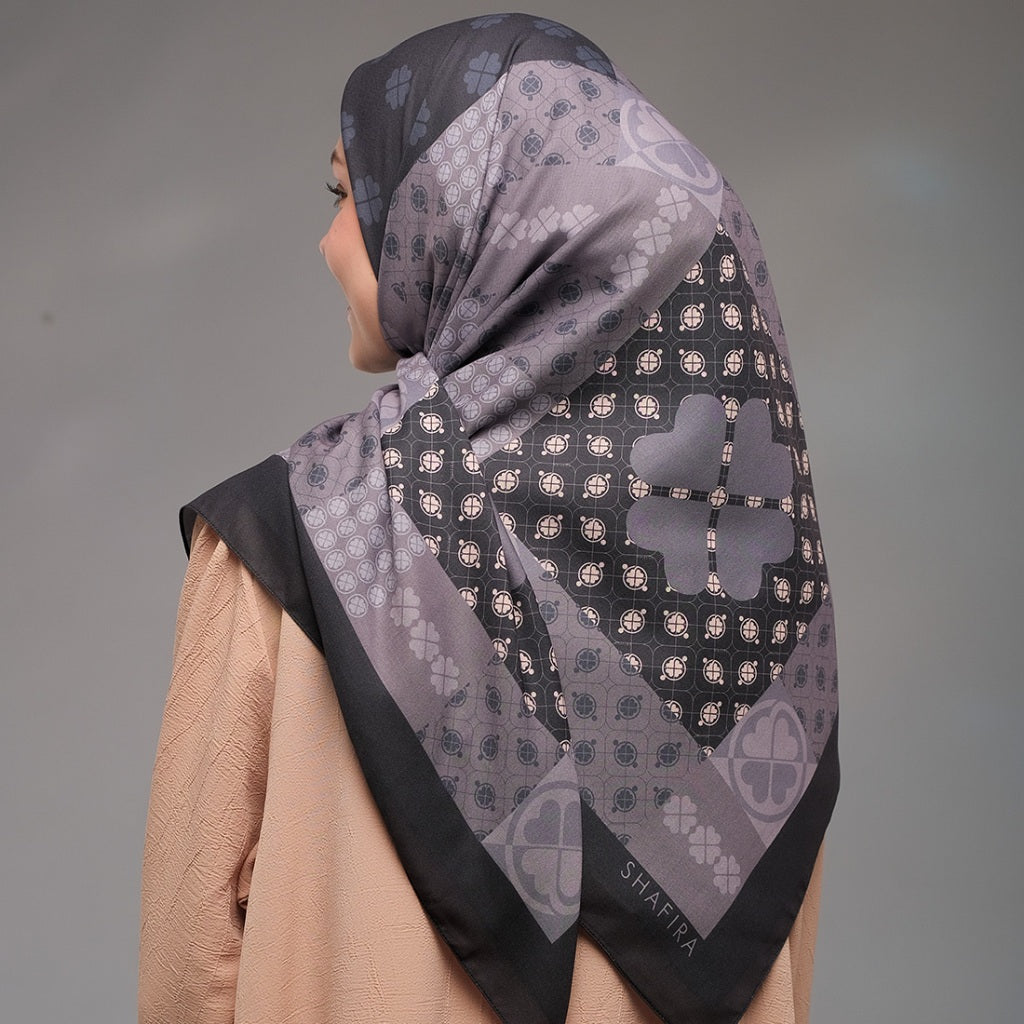 Shafira Bethany Printed Scarf | Hijab Segi Empat Motif