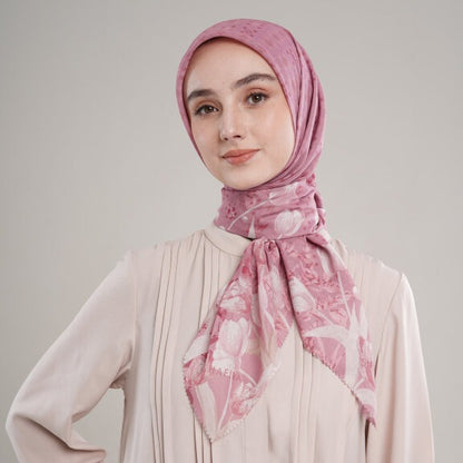 Shafira MIkayla Printed Scarf Ultra Voal | Hijab Segi Empat | Kerudung Motif