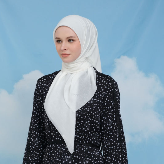 Shafira Rosalia Plain Scarf | Hijab | Kerudung | Jilbab Segiempat