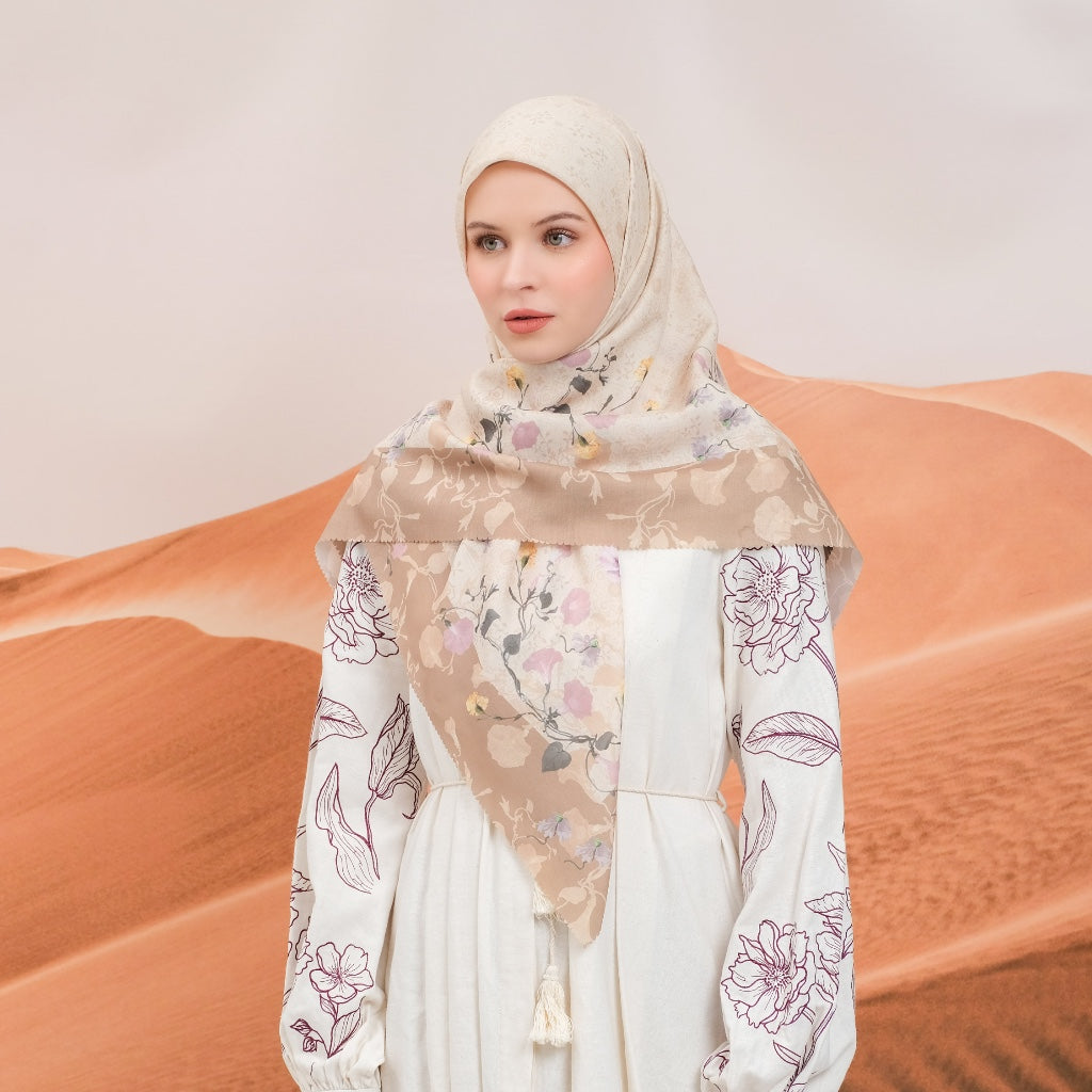 Shafira Delilah Printed Scarf | Hijab Kerudung Segi Empat Motif