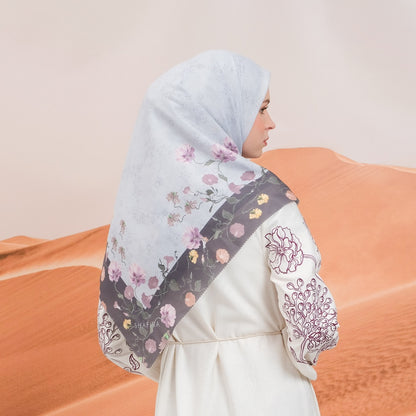 Shafira Delilah Printed Scarf | Hijab Kerudung Segi Empat Motif