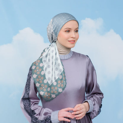 Gracelyn Printed Scarf | Hijab Kerudung Segi Empat Motif