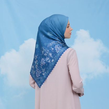 Emberly Printed Scarf | Hijab Kerudung Segi Empat Motif