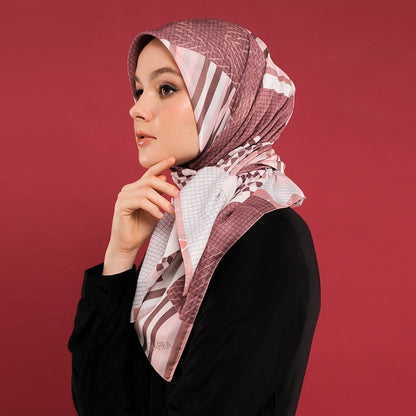 Shafira Maeve Printed Scarf Ultra Voal | Hijab Segi Empat | Kerudung Motif