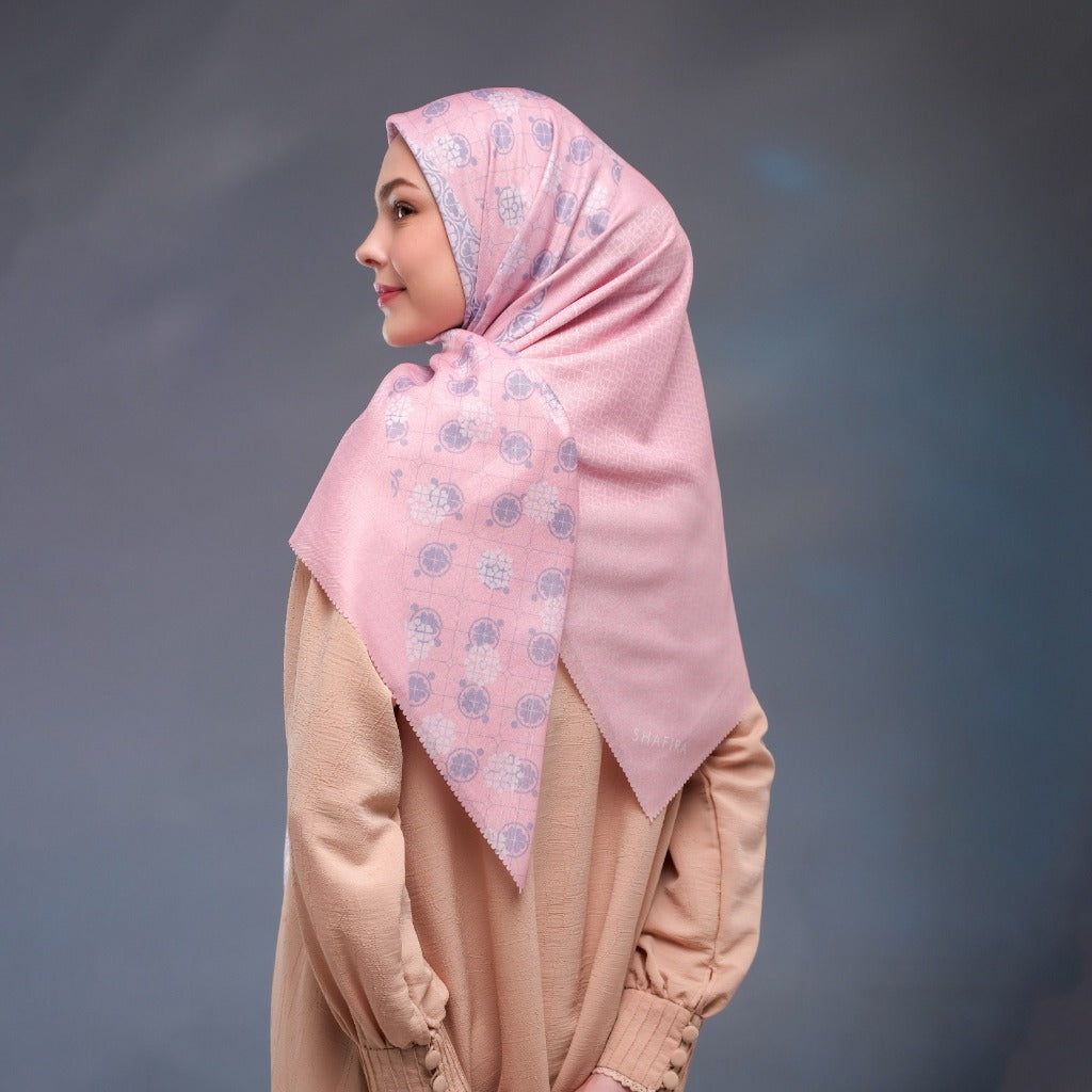 Noreen Printed Scarf | Hijab Kerudung Segi Empat Motif