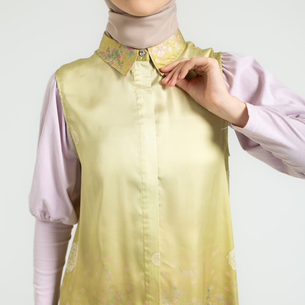 Emira Emberly Blouse Sleeveless | Vest Tunik Atasan Wanita | PRE-ORDER