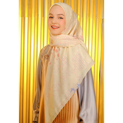 Shafira Alinea Printed Scarf | Hijab Segi Empat Motif