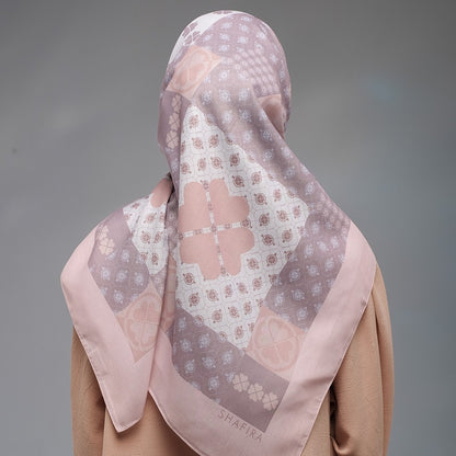 Shafira Bethany Printed Scarf | Hijab Segi Empat Motif