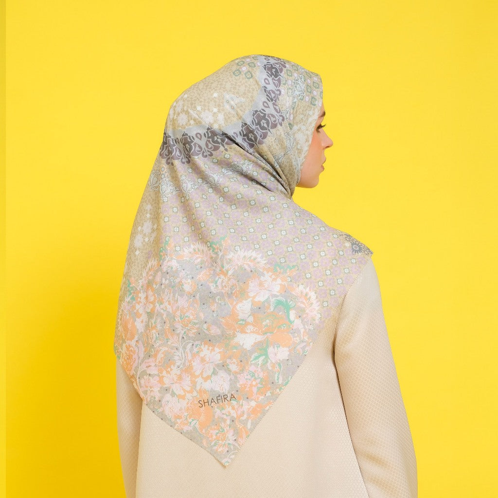 Shafira Zemora Printed Scarf | Hijab Segi Empat Motif