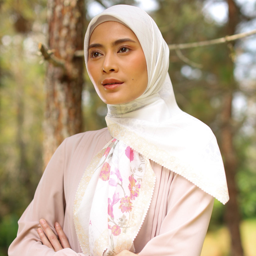 Shafira Ghadira Scarf Printed | Hijab Kerudung Segi Empat Motif