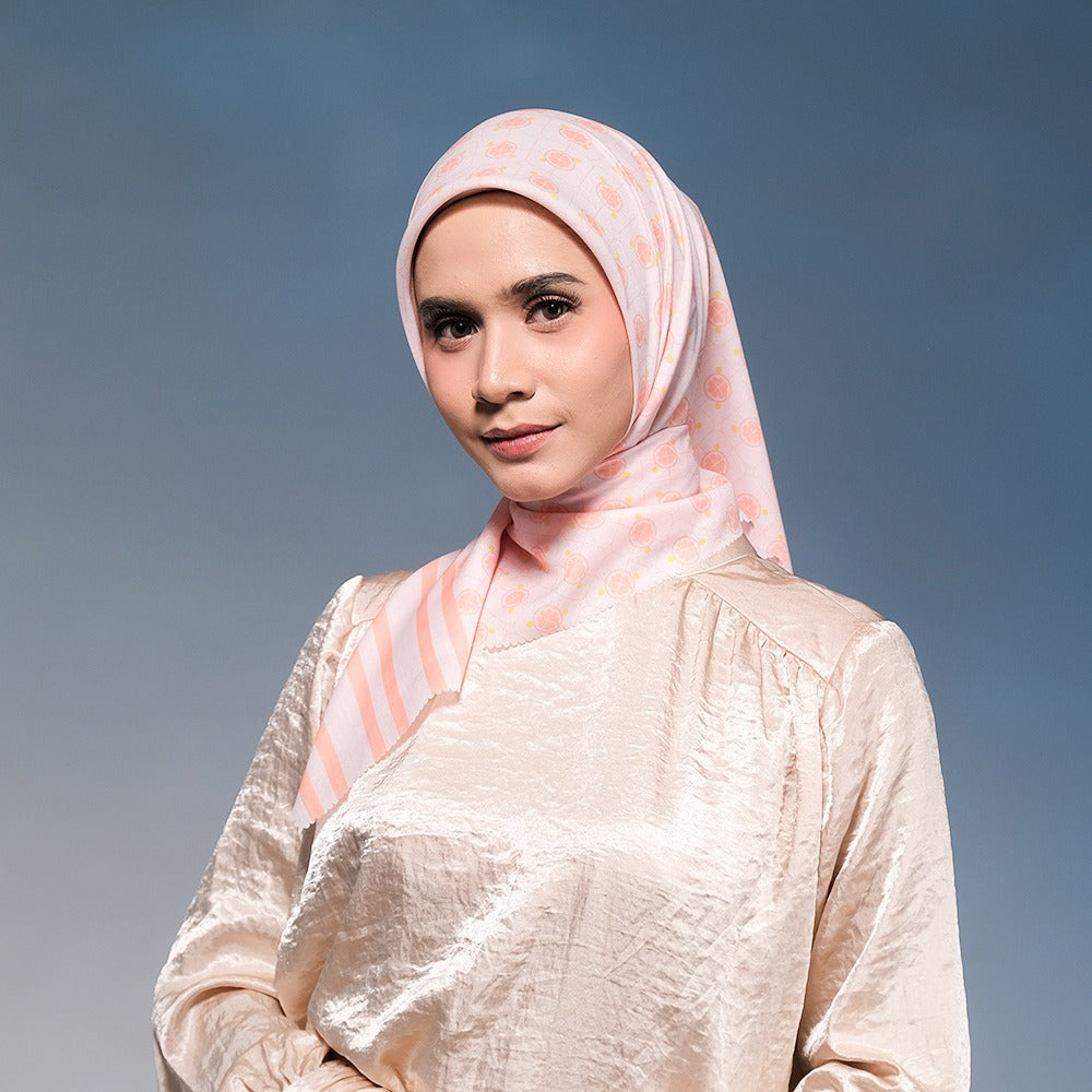 Shafira Letitia Printed Scarf  | Hijab Kerudung Segi Empat Motif