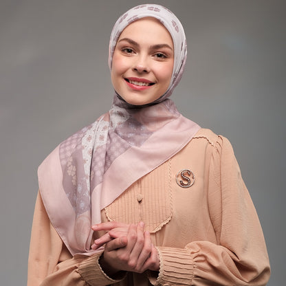 Shafira Bethany Printed Scarf | Hijab Segi Empat Motif