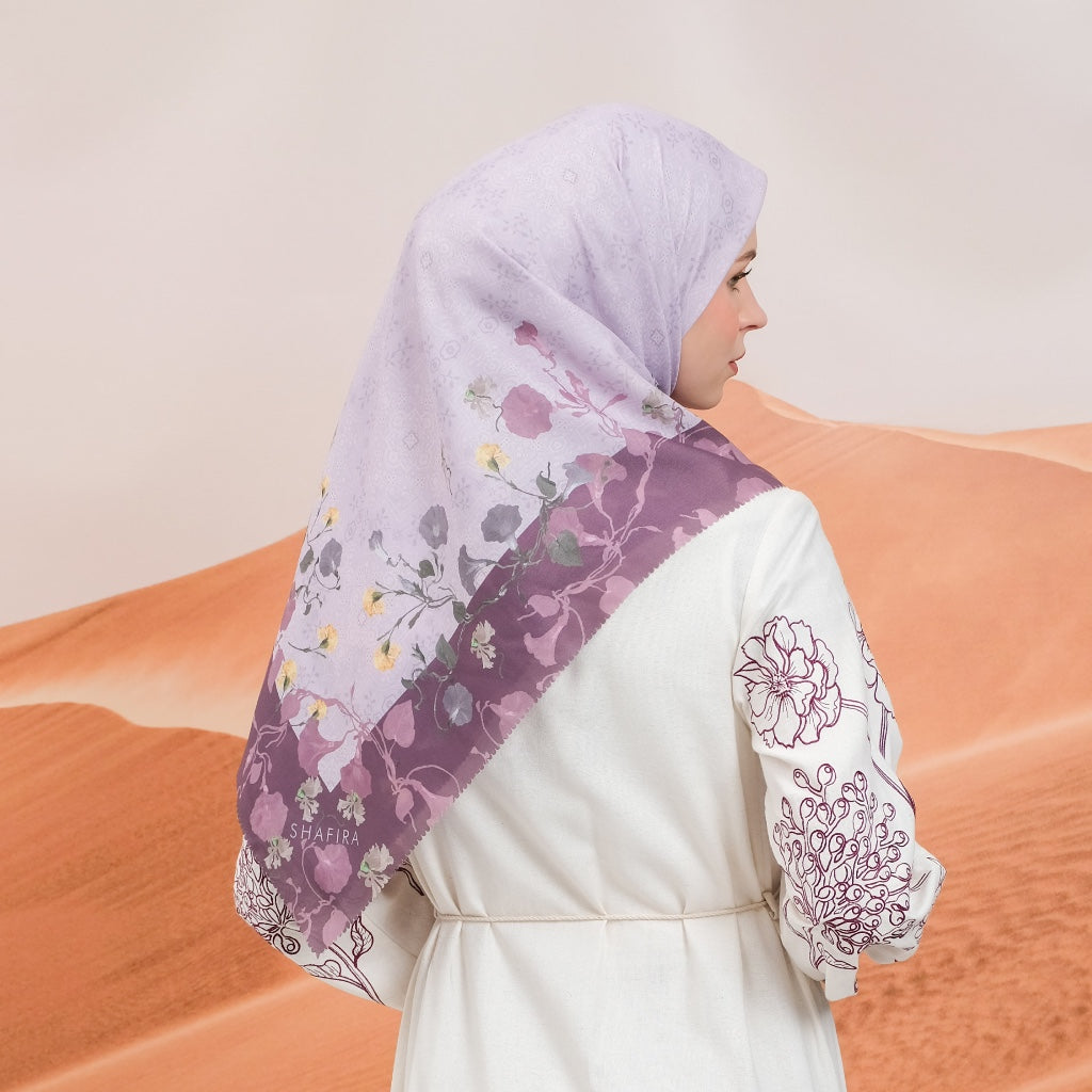 Shafira Delilah Printed Scarf | Hijab Kerudung Segi Empat Motif