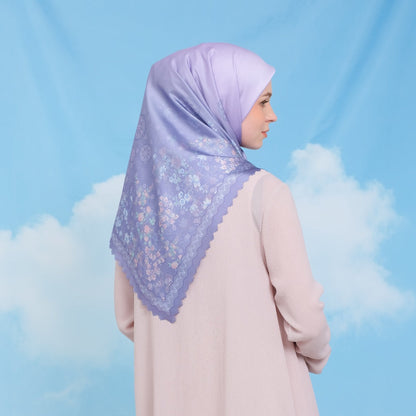 Emberly Printed Scarf | Hijab Kerudung Segi Empat Motif