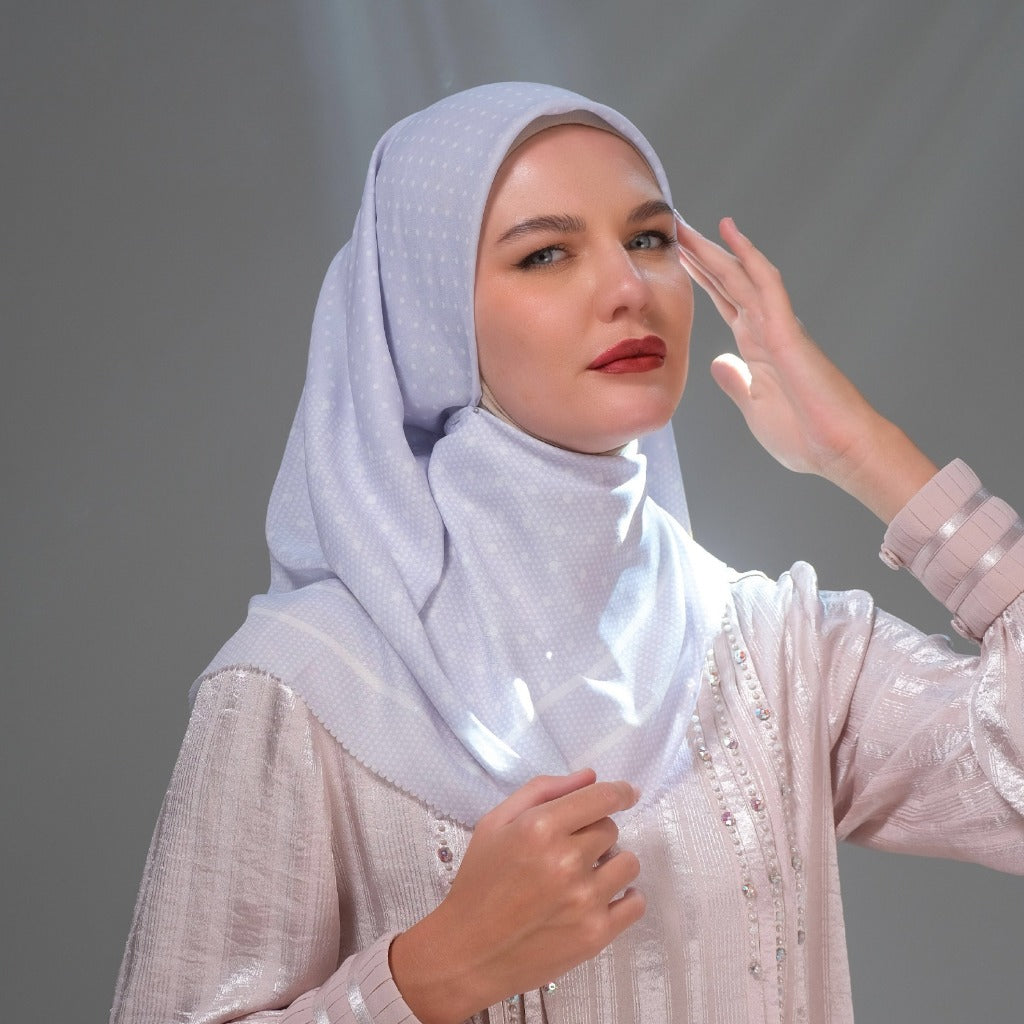 Shafira Corvina Printed Scarf | Hijab Kerudung Segi Empat Motif