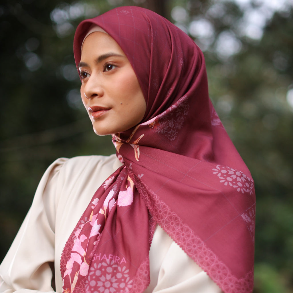 Shafira Ghadira Scarf Printed | Hijab Kerudung Segi Empat Motif