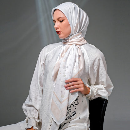 Shafira Paola Printed Scarf | Hijab Kerudung Segi Empat Motif