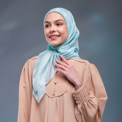 Noreen Printed Scarf | Hijab Kerudung Segi Empat Motif