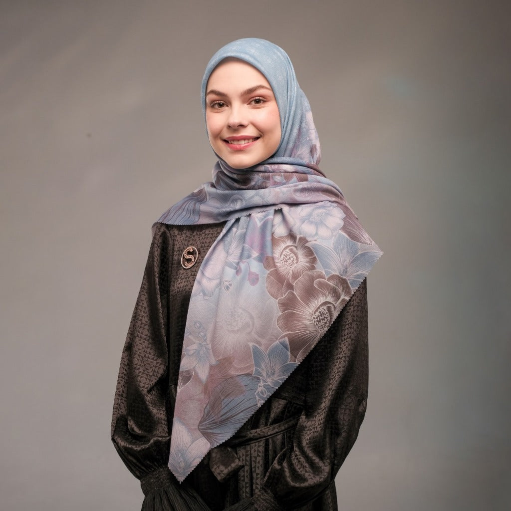 Shafira Raelyn Printed Scarf | Hijab Segi Empat Motif