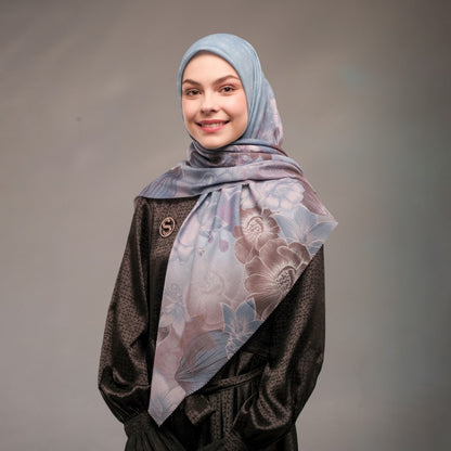 Shafira Raelyn Printed Scarf | Hijab Segi Empat Motif