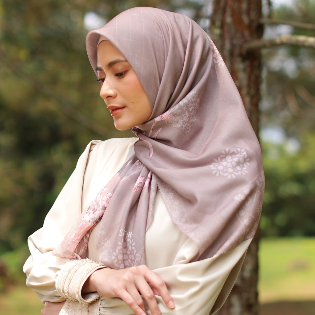 Shafira Ghadira Scarf Printed | Hijab Kerudung Segi Empat Motif