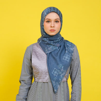 Shafira Zavella Printed Scarf | Hijab Kerudung Segi Empat Motif