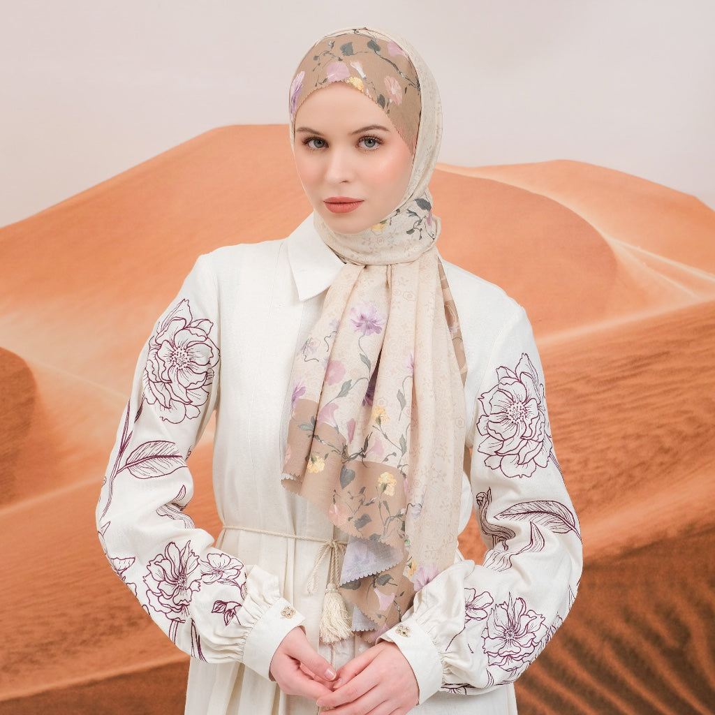 Shafira Delilah Printed Scarf | Hijab Kerudung Segi Empat Motif