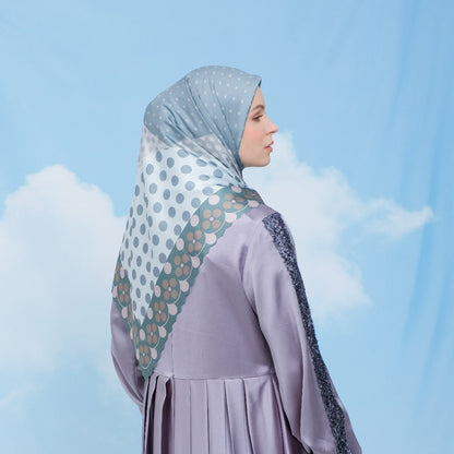 Gracelyn Printed Scarf | Hijab Kerudung Segi Empat Motif