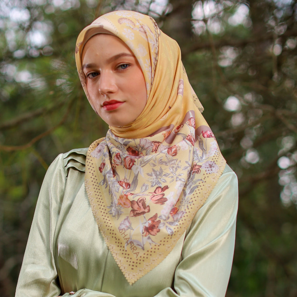 Shafira Margot Scarf Printed | Hijab Kerudung Segi Empat Motif