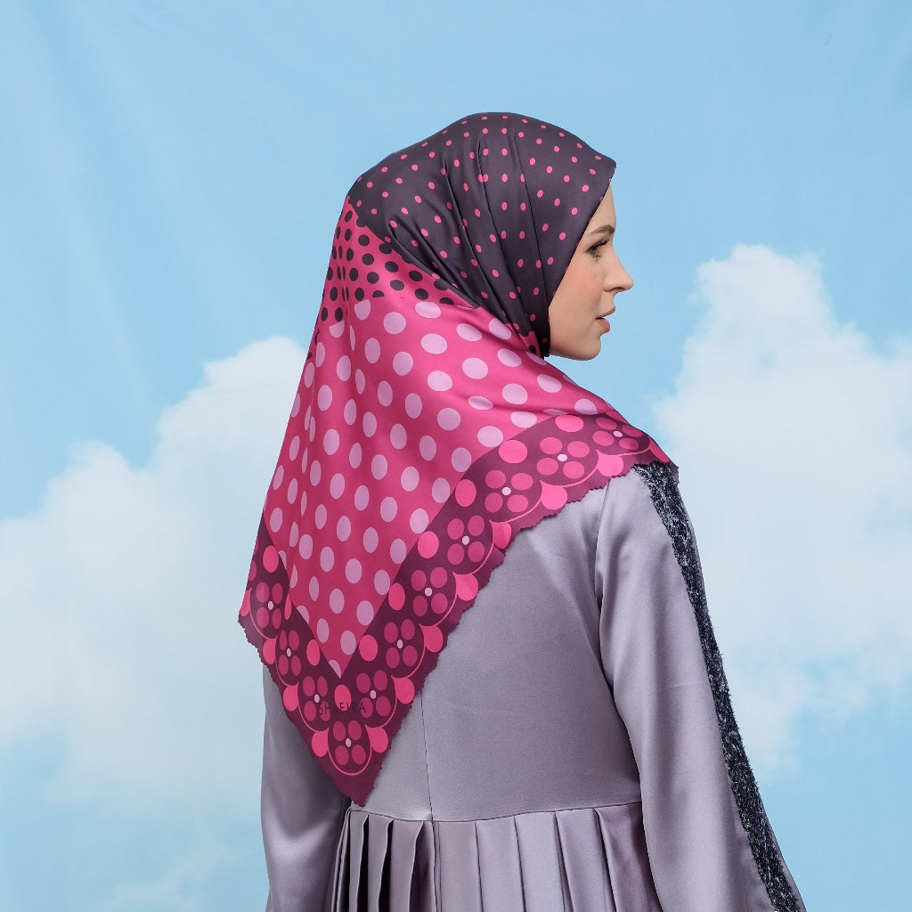 Gracelyn Printed Scarf | Hijab Kerudung Segi Empat Motif