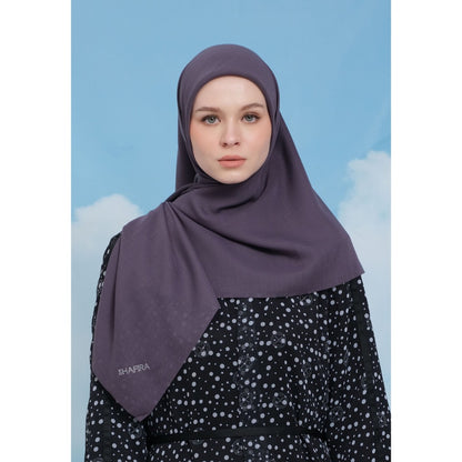 Shafira Rosalia Plain Scarf | Hijab | Kerudung | Jilbab Segiempat