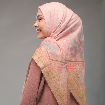 Shafira Medisa Printed Scarf | Hijab Segi Empat Motif