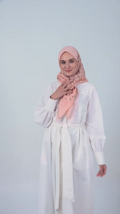 Shafira Dakota Printed Scarf | Hijab Segi Empat Motif